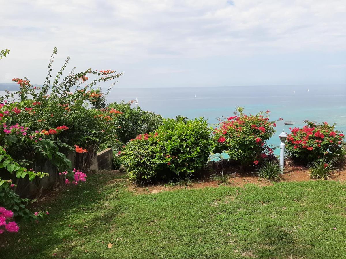 Beach Condos -Montego Bay Club Beach Resort Exterior photo
