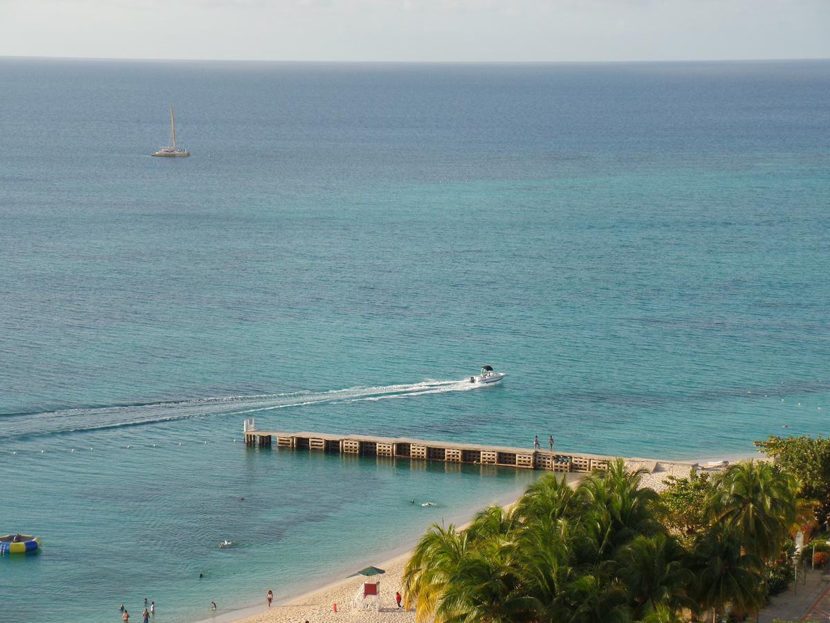Beach Condos -Montego Bay Club Beach Resort Exterior photo